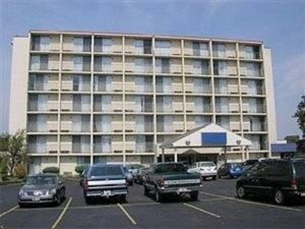 Broadview Inn Suites ゲイルズバーグ エクステリア 写真